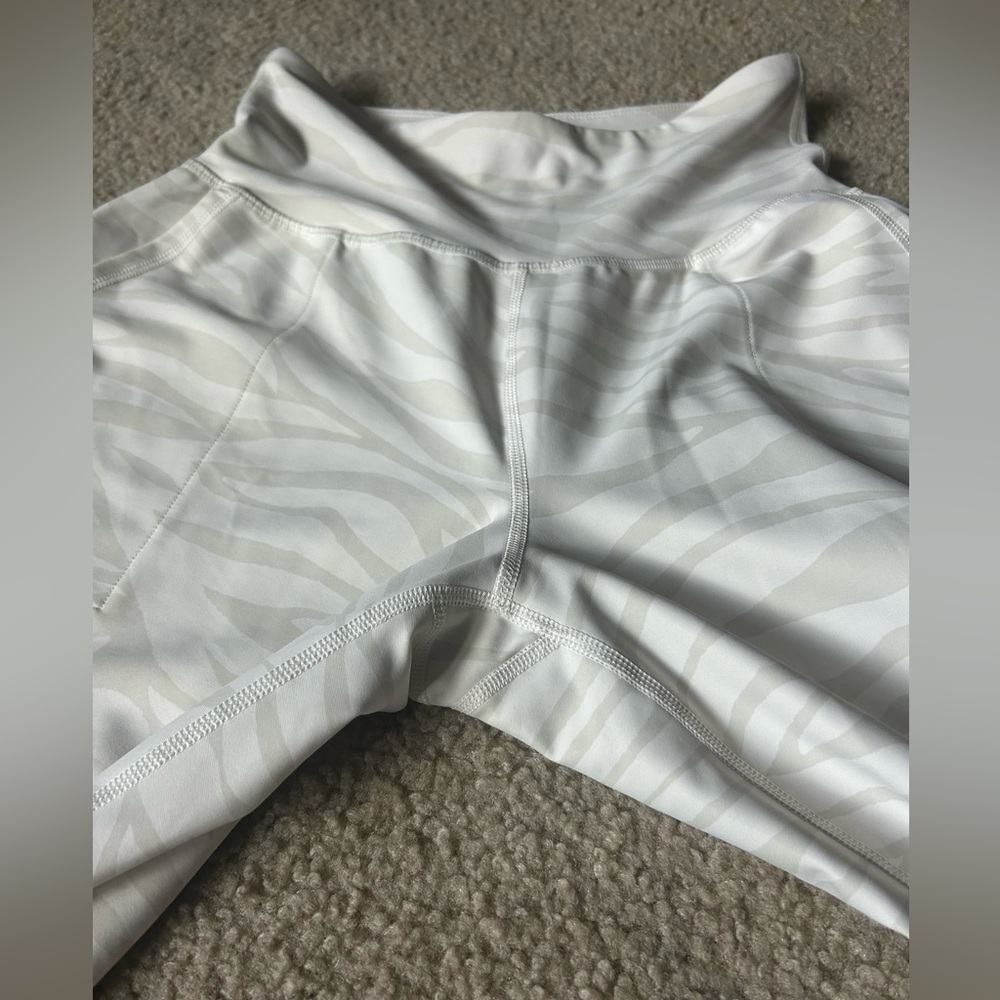 Old Navy Active Powersoft Zebra Joggers - image 2